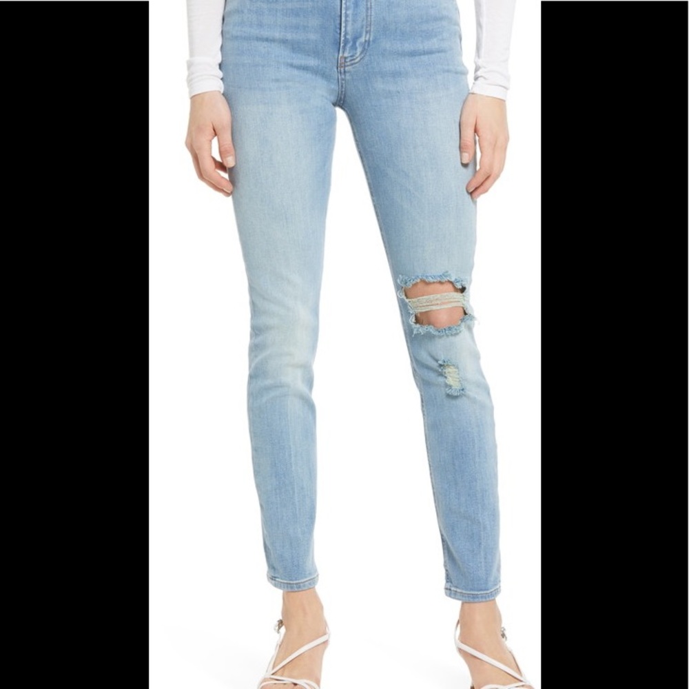NWOT Reformation Harper High Rise Cropped Jeans